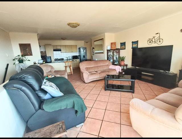 3 BEDROOM HOUSE FOR SALE IN ISLAND VIEW